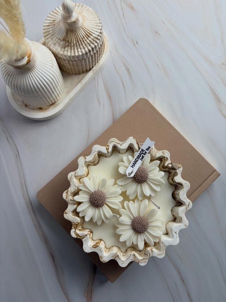 Daisy candle bowl